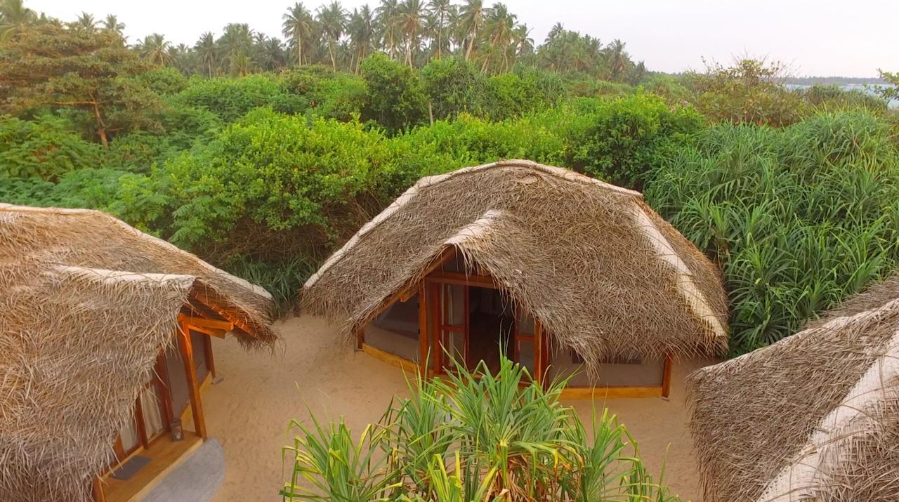 Jungle Beach Ахунґалла Екстер'єр фото